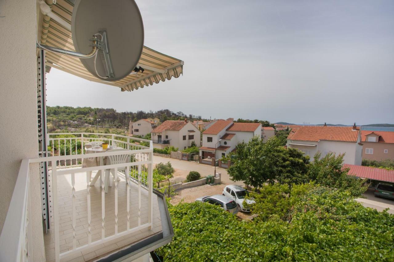 Apartmani Branko Lemac 브로다리카 외부 사진
